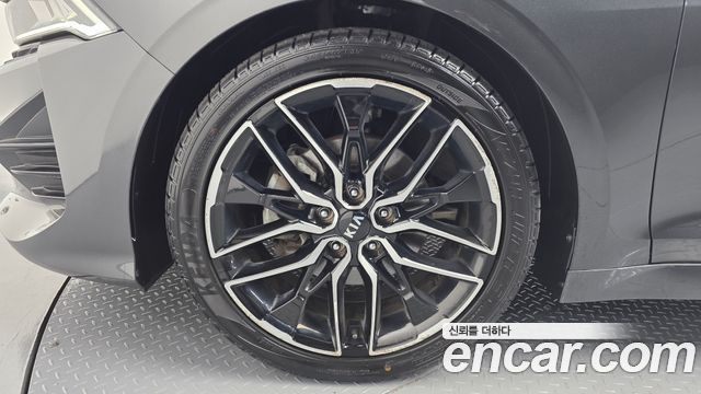 Kia K5 (III) 1.6 Turbo Prestige 2021 — фото 5