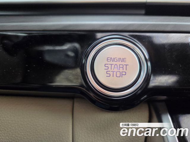 Kia Carnival (IV) Gasoline 9-Seater Noblesse 2023 — фото 23