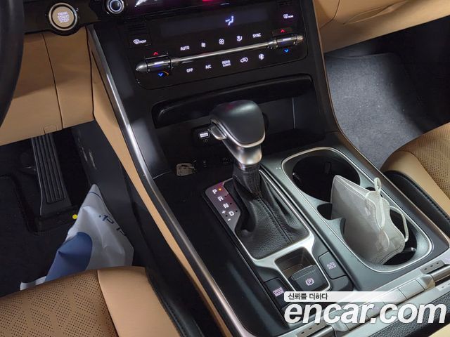 Kia Carnival (IV) Gasoline 9-Seater Prestige 2021 — фото 9