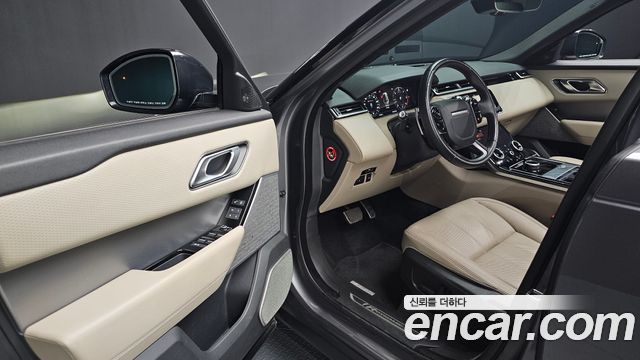 Land Rover Range Rover Velar 3.0 D300 R-Dynamic SE 2018 — фото 11