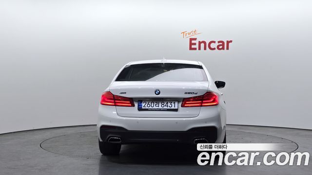 BMW 5 Series (G30) 520d xDrive M Sport Package Plus 2018 — фото 4
