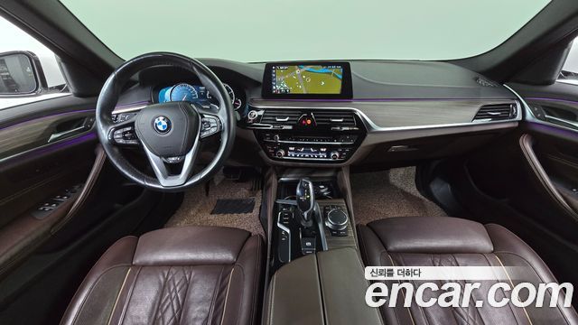 BMW 5 Series (G30) 520d xDrive M Sport Package Plus 2018 — фото 7