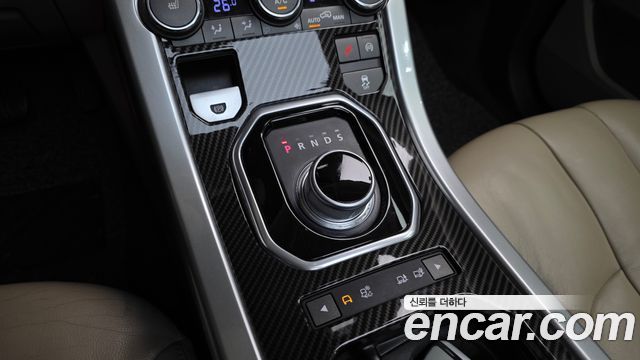 Land Rover Range Rover Evoque 2.2 SD4 Pure 2015 — фото 9