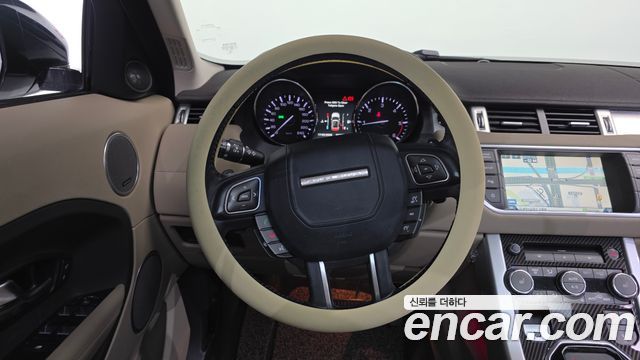 Land Rover Range Rover Evoque 2.2 SD4 Pure 2015 — фото 13