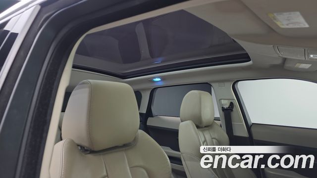 Land Rover Range Rover Evoque 2.2 SD4 Pure 2015 — фото 18