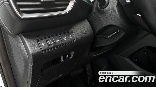 Hyundai Santa Fe Diesel 2.2 2WD Prestige 2021 — фото 18