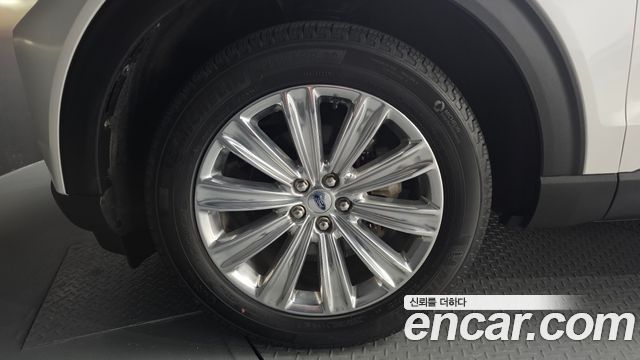 Ford Explorer (VI) 2.3 LimIted 4WD 2021 — фото 5