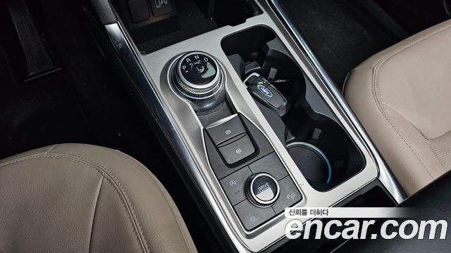 Ford Explorer (VI) 2.3 LimIted 4WD 2021 — фото 9