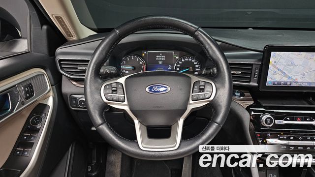 Ford Explorer (VI) 2.3 LimIted 4WD 2021 — фото 13