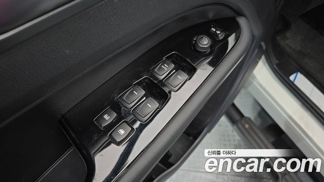 KG Mobility (SsangYong) Rexton Sports Khan Diesel 2.2 4WD Culman Prestige 2024 — фото 17
