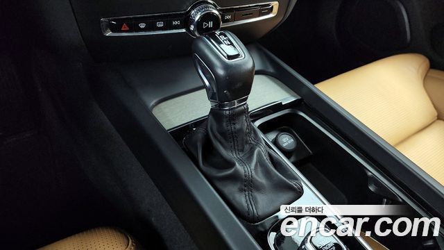 Volvo S60 (III) T5 Inscroption 2020 — фото 9