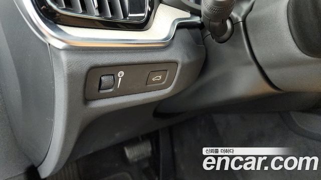 Volvo S60 (III) T5 Inscroption 2020 — фото 16