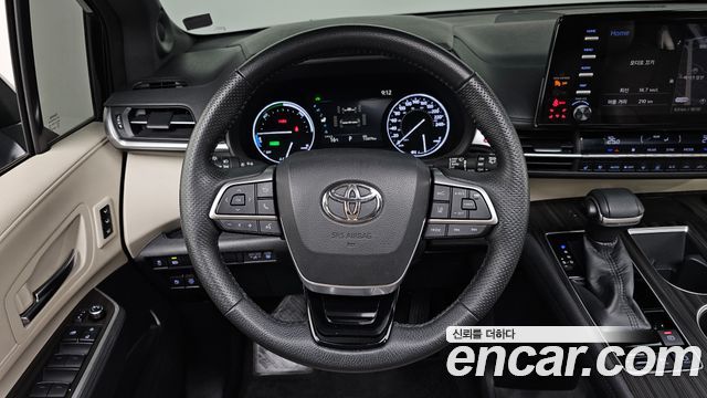 Toyota Sienna (IV) 2.5 Hybrid AWD 2021 — фото 13