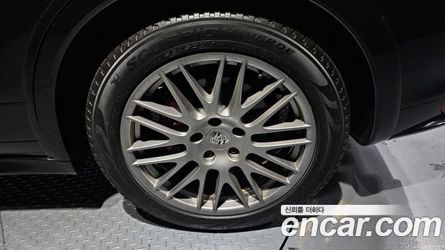 Porsche Cayenne 4.8 GTS 958 2013 — фото 5