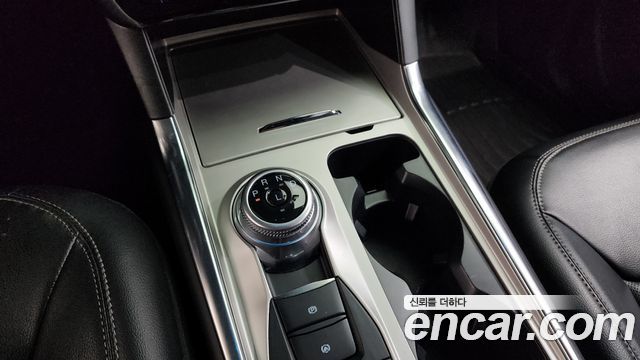 Ford Explorer (VI) 2.3 LimIted 4WD 2023 — фото 9