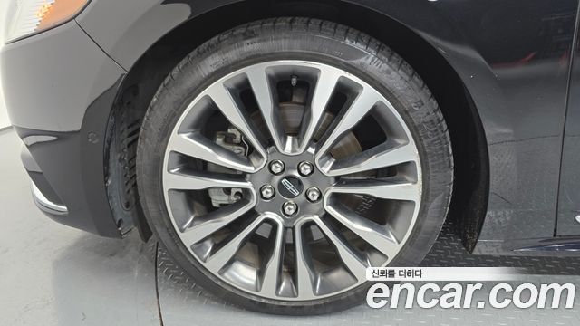 Lincoln Continental (X) 3.0 AWD 2019 — фото 5