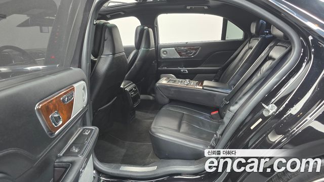 Lincoln Continental (X) 3.0 AWD 2019 — фото 12