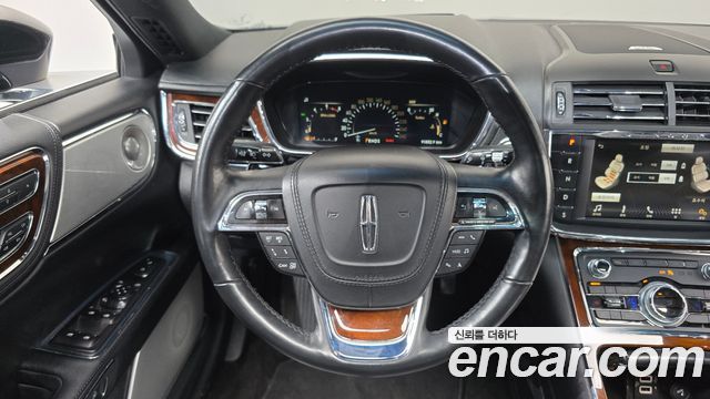 Lincoln Continental (X) 3.0 AWD 2019 — фото 13
