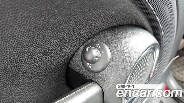 MINI Cooper S Convertible Standard Second Generation 2012 — фото 17