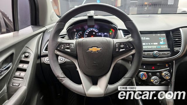 Chevrolet Trax 1.6 Diesel Perfact Black 2019 — фото 13