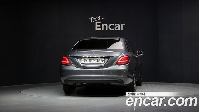 Mercedes-Benz C-Class (W205) C200 2020 — фото 4