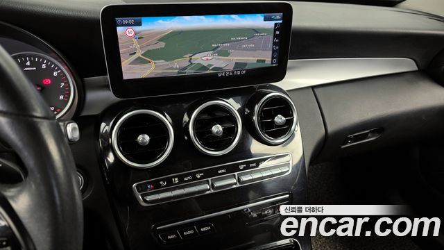 Mercedes-Benz C-Class (W205) C200 2020 — фото 14