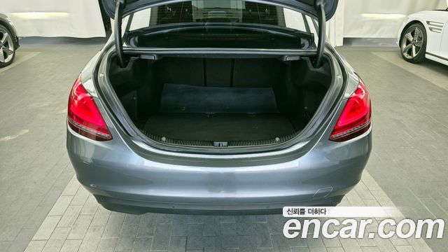 Mercedes-Benz C-Class (W205) C200 2020 — фото 20