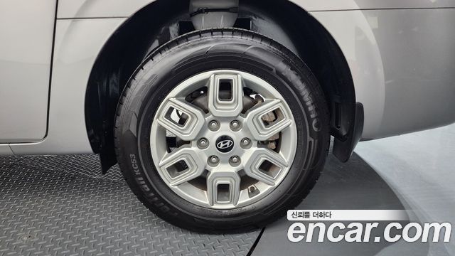 Hyundai Staria L3.5 Cargo 5-Seater Modern 2025 — фото 5