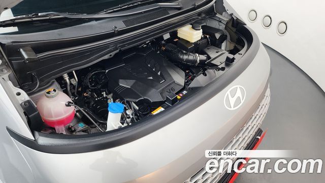 Hyundai Staria L3.5 Cargo 5-Seater Modern 2025 — фото 6