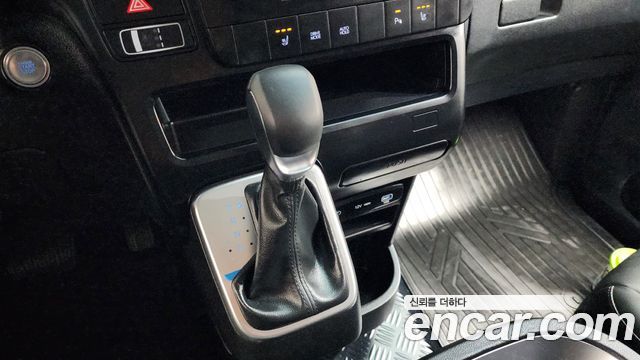 Hyundai Staria L3.5 Cargo 5-Seater Modern 2025 — фото 9