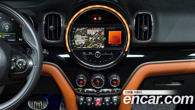 MINI Cooper S Countryman ALL4 2nd 2021 — фото 15