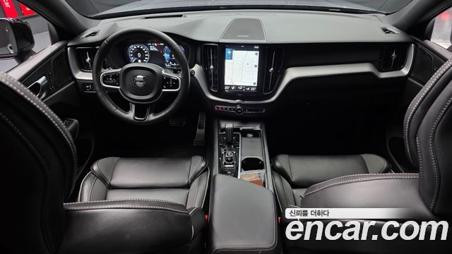 Volvo XC60 (II) T8 R-Design 2021 — фото 7