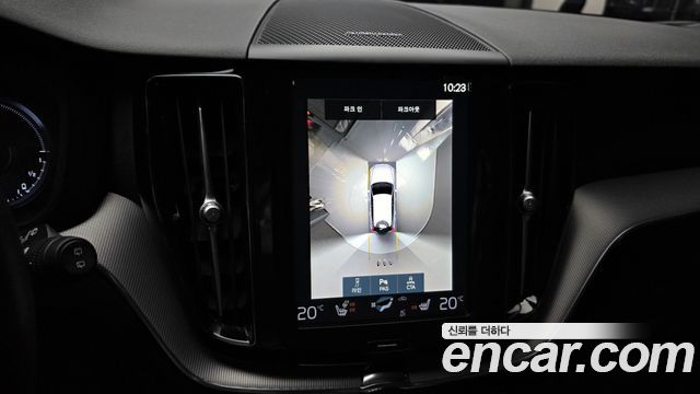 Volvo XC60 (II) T8 R-Design 2021 — фото 16