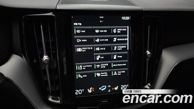 Volvo XC60 (II) T8 R-Design 2021 — фото 17
