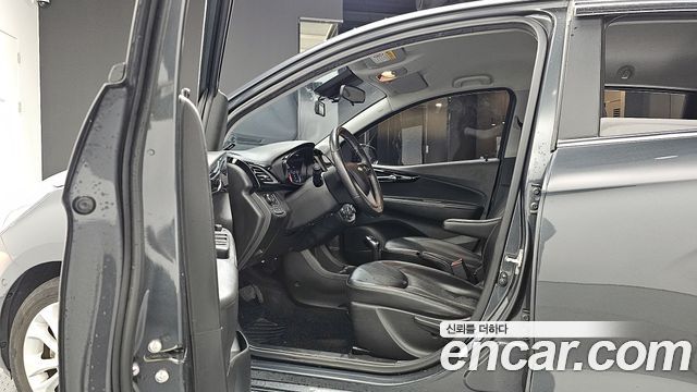 Chevrolet Spark Premier 2019 — фото 10