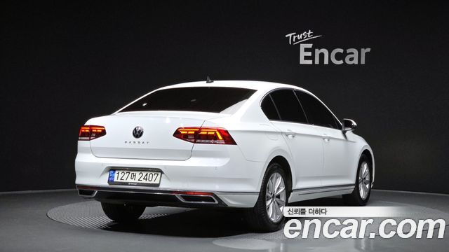 Volkswagen Passat GT (B8) 2.0 TDI Premium 2021 — фото 2
