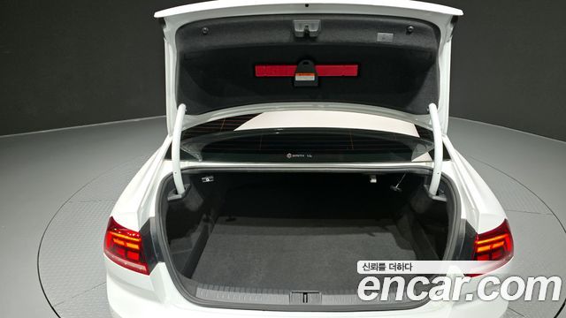 Volkswagen Passat GT (B8) 2.0 TDI Premium 2021 — фото 20