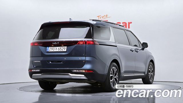 Kia Carnival (IV) Diesel 9-Seater Signature 2023 — фото 2