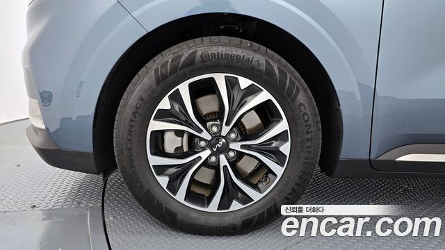 Kia Carnival (IV) Diesel 9-Seater Signature 2023 — фото 5