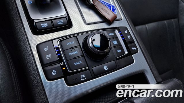 Genesis G80 3.3 GDI AWD Premium Luxury 2017 — фото 16