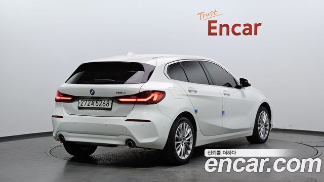 BMW 1 Series (F40) 118d Joy First Edition 2020 — фото 2