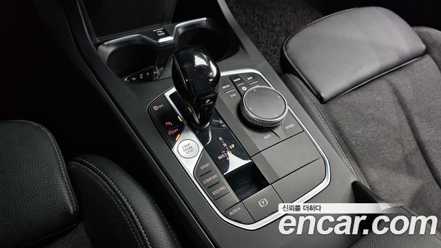 BMW 1 Series (F40) 118d Joy First Edition 2020 — фото 9