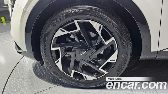 Kia Sportage (V) Diesel 2.0 2WD Nobleless 2022 — фото 5