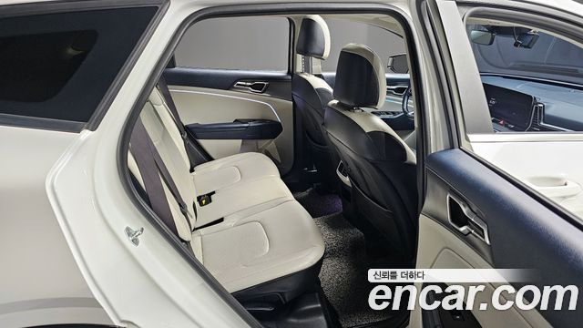 Kia Sportage (V) Diesel 2.0 2WD Nobleless 2022 — фото 12