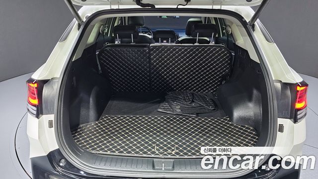 Kia Sportage (V) Diesel 2.0 2WD Nobleless 2022 — фото 20