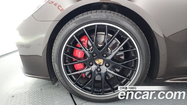 Porsche Panamera (971) 4.0 GTS 2019 — фото 5