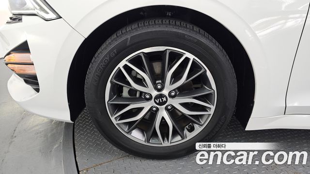 Kia K5 (III) 2.0 Prestige 2021 — фото 5