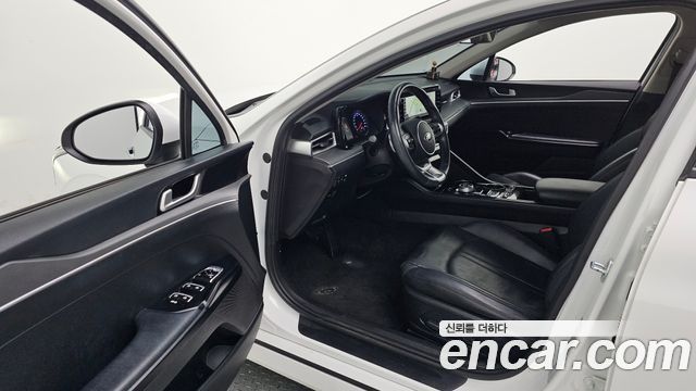 Kia K5 (III) 2.0 Prestige 2021 — фото 10