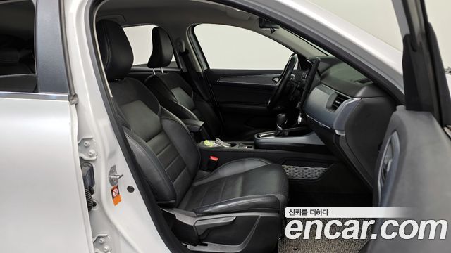 Renault Korea XM3 1.3 TCe RE Signature 2021 — фото 10