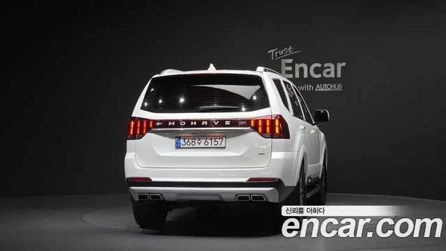Kia Mohave The Master Diesel 3.0 4WD 5-Seater Platinum 2023 — фото 4